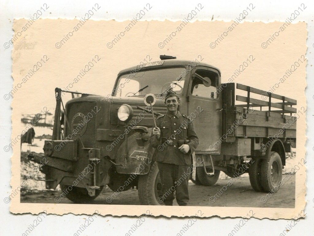 Foto, Wehrmacht, LKW, Klöckner-Deutz mit Halteru