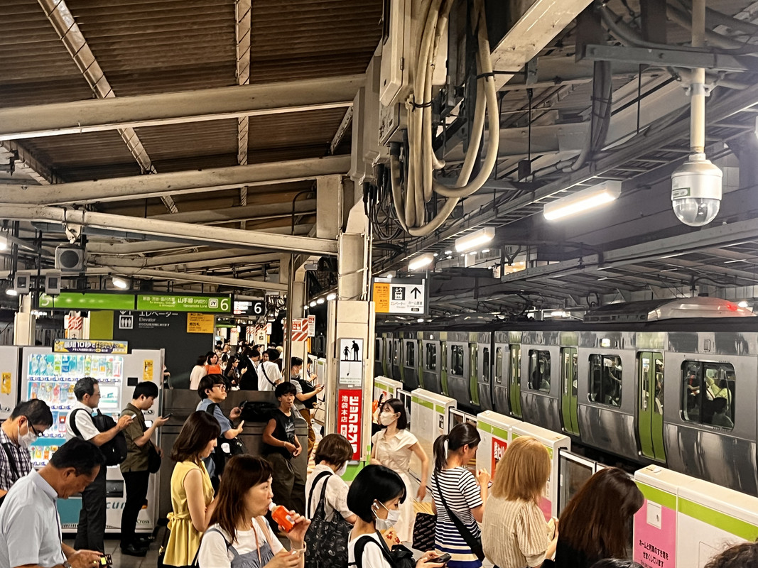 929C8ED4-6FF8-4660-BDBB-13610FBA576A