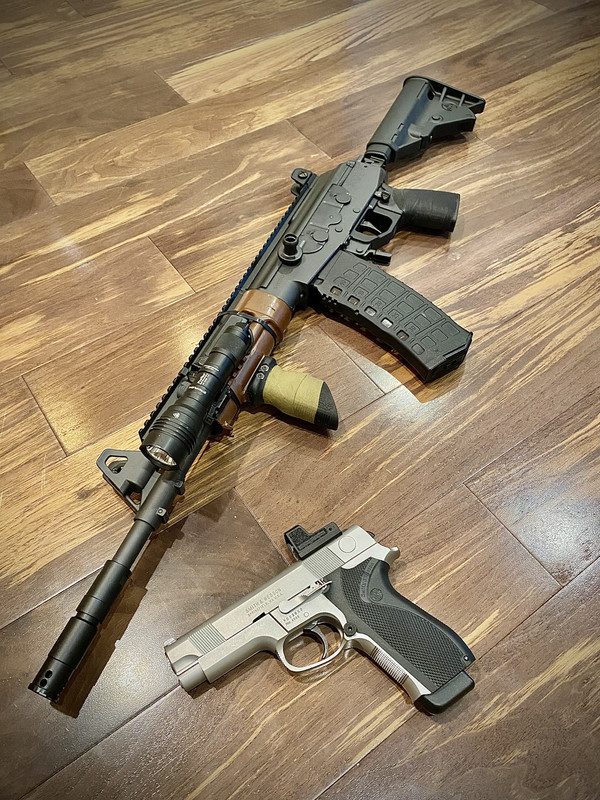 D17CCB6A-4FA2-4900-87FE-39467C53E46A