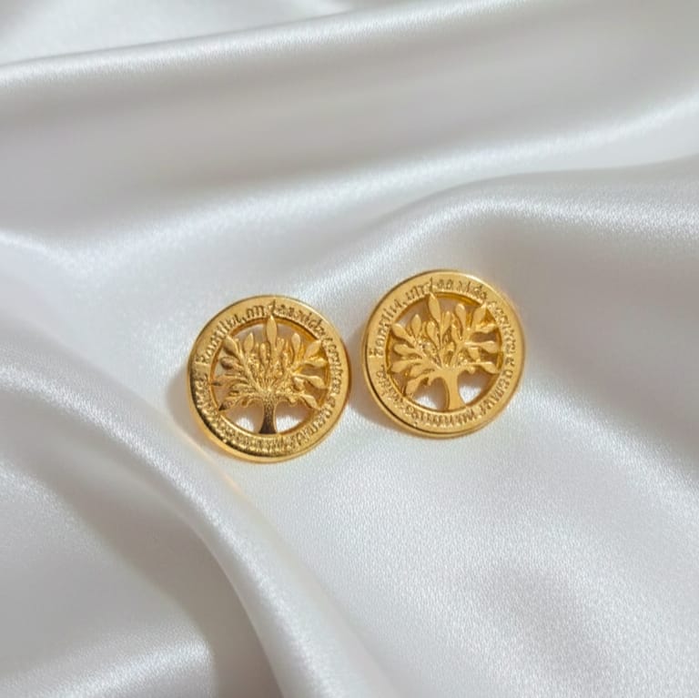 Brinco Medalha Árvore da Vida banho ouro 18k