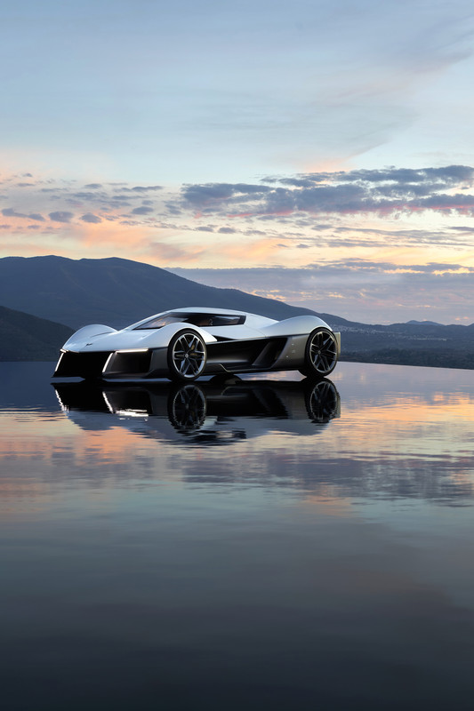 General Motors Advanced Design Concept_Corvette_driver side angle_water 2