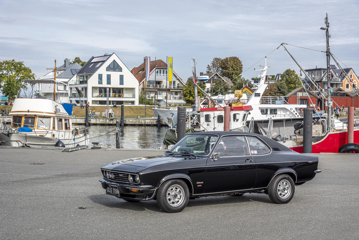 15-Opel-Manta-513188