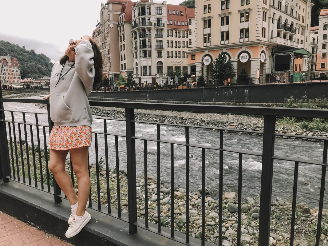 0D309252-BF33-49DC-9B6F-6D3FA224E897