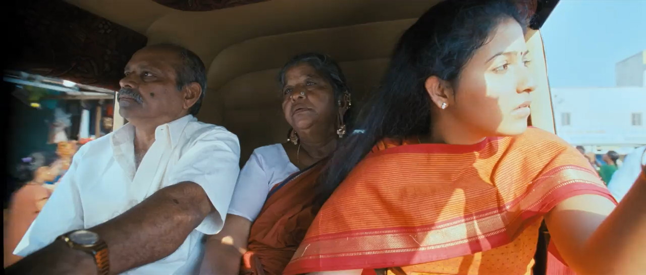 Thoonga Nagaram 2011 WebRip [Tamil] 480p 720p ESub Screenshot