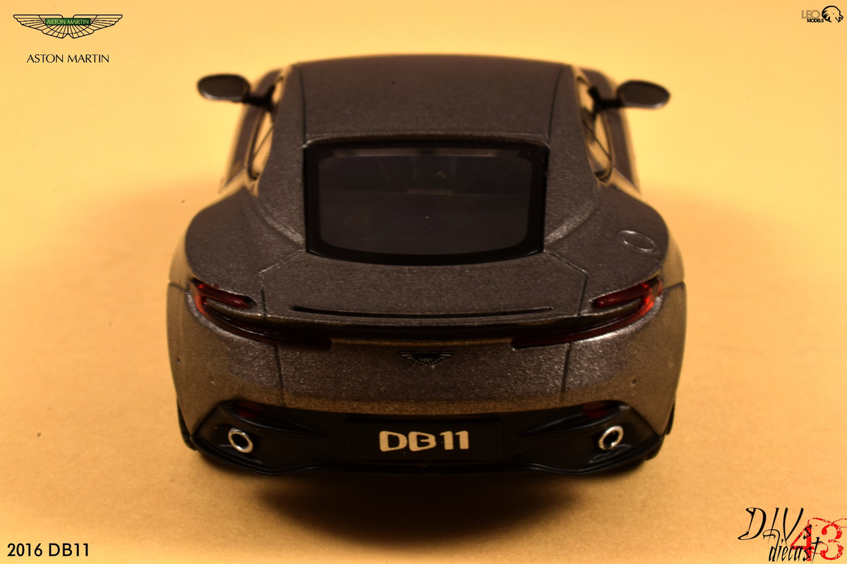 Aston Martin DB11 (4)