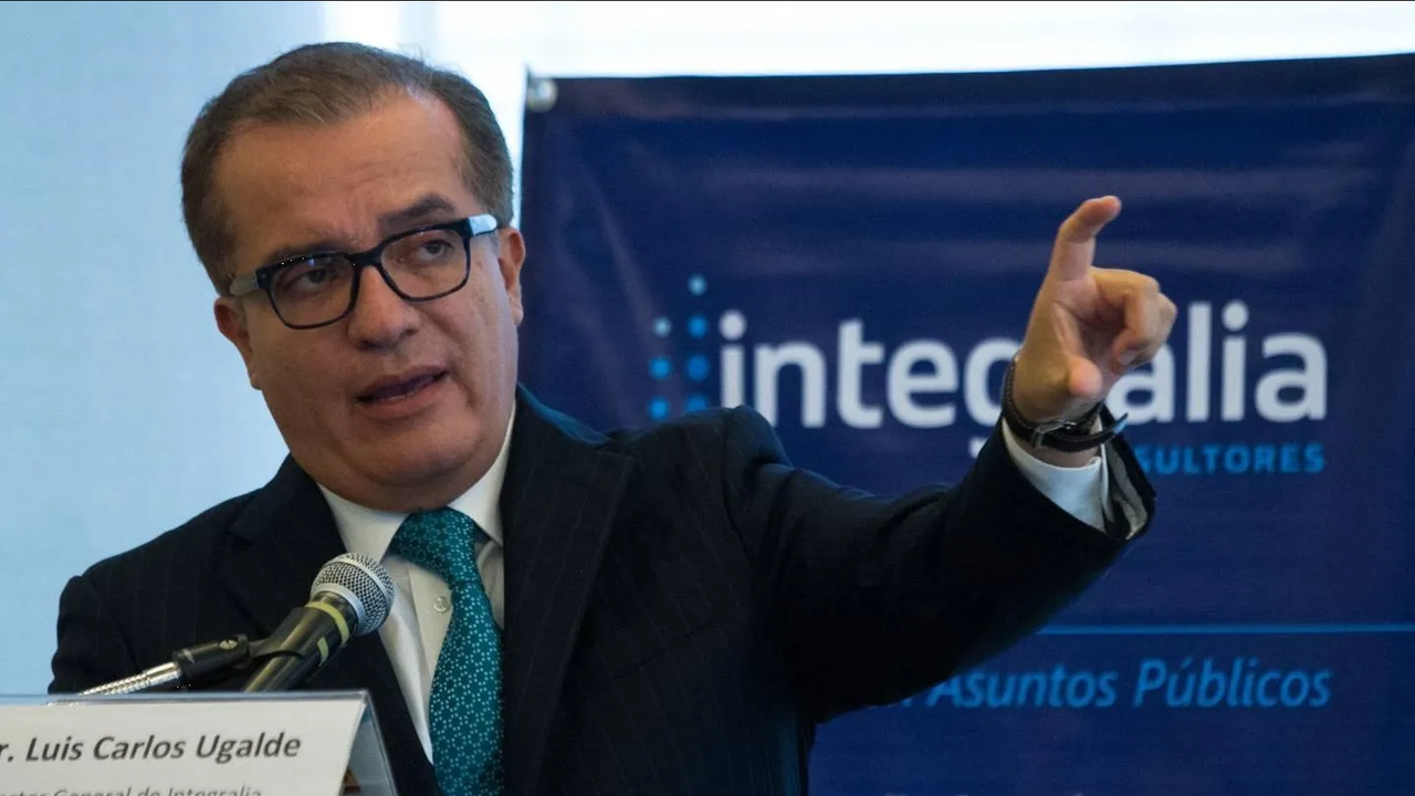 Luis Carlos Ugalde denuncia desafío abierto a la ley en Twitter