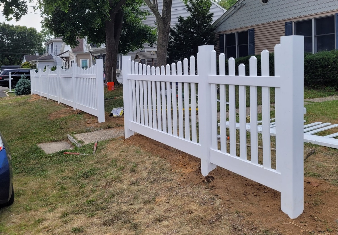 Front Fence 20220701