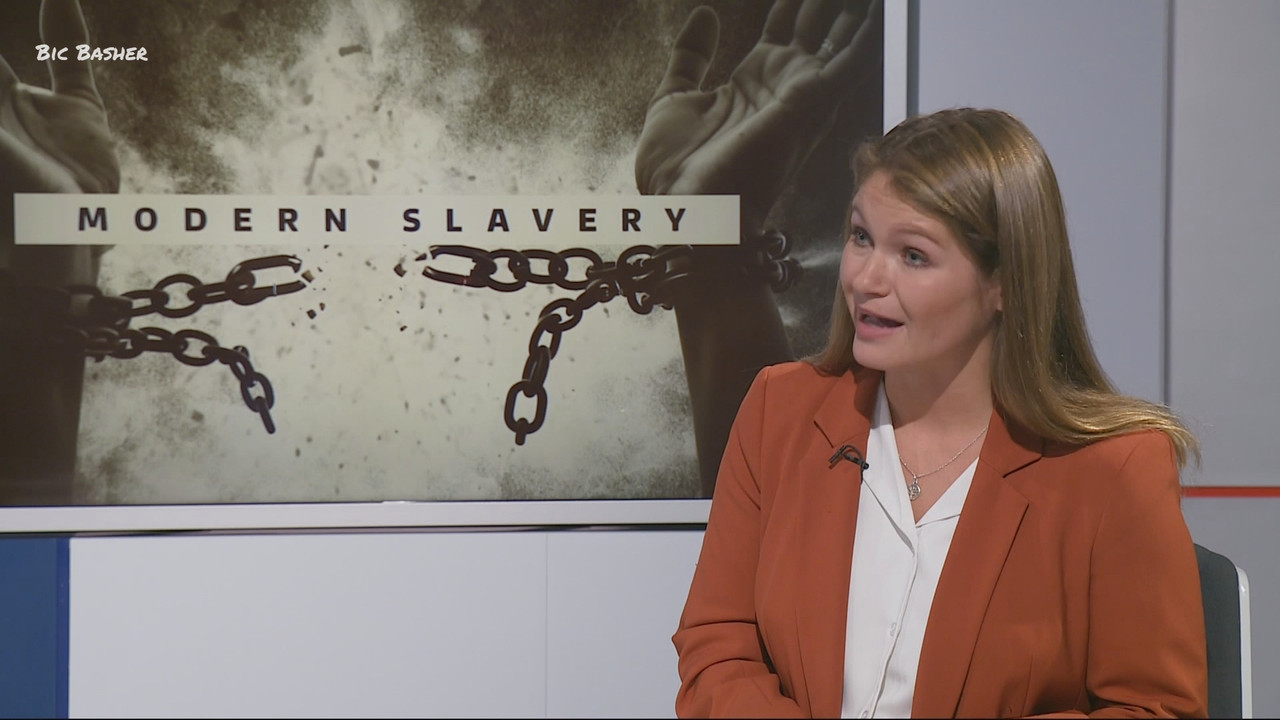 09.23 - 18.00.00 - ITV News West Country. Breaking news and current s....ts_snapshot_13.07.615