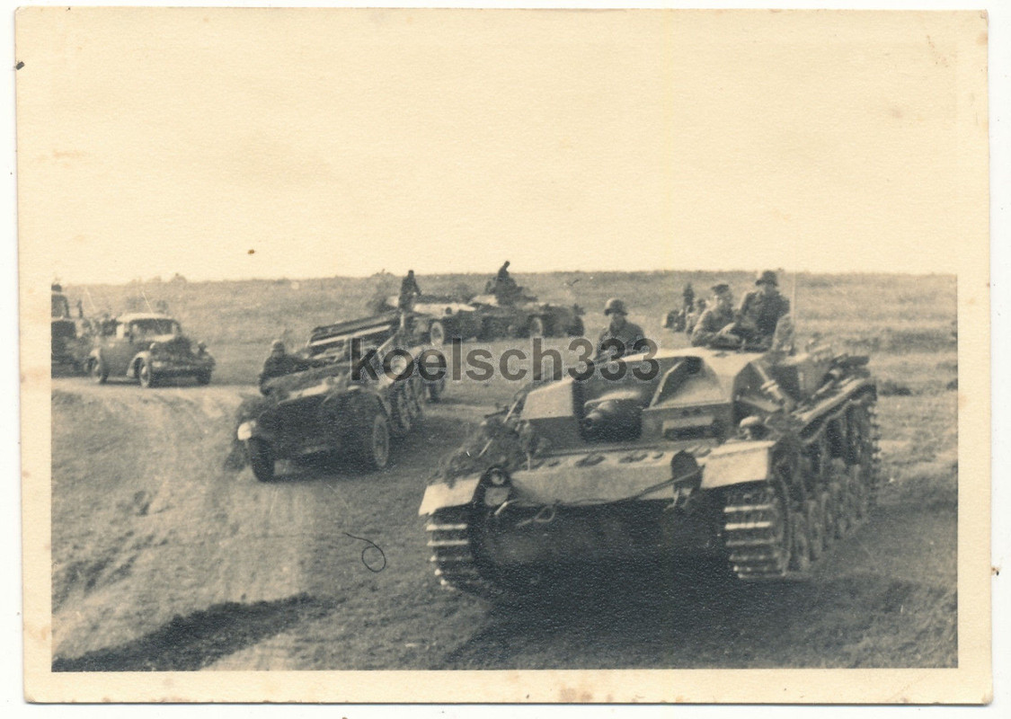 Foto Sturmgeschütz Panzer auf dem Vormarsch Heeresgruppe Mitte O