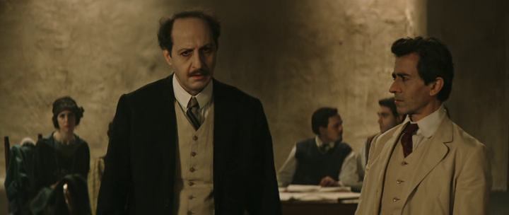 vlcsnap-2023-05-06-21h55m16s782