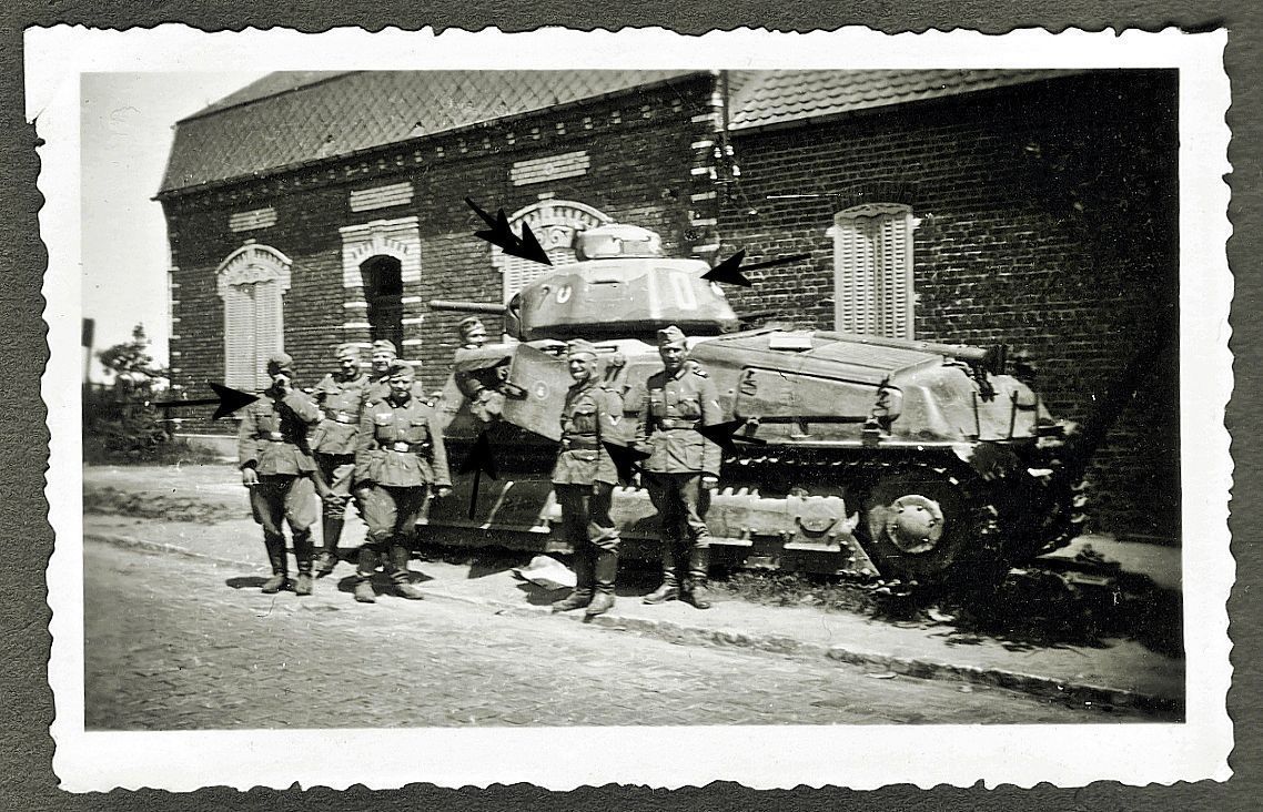 Original Foto französischer Panzer SOMUA, Landse