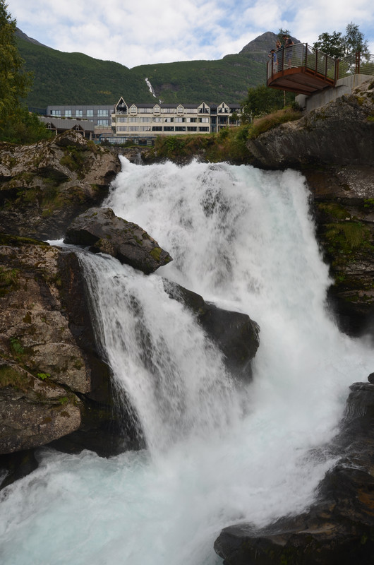 Noruega 10 días de cabañas y con niños - Blogs de Noruega - ETAPA 3- Geiranger- Granja de Herdalssetra (11)