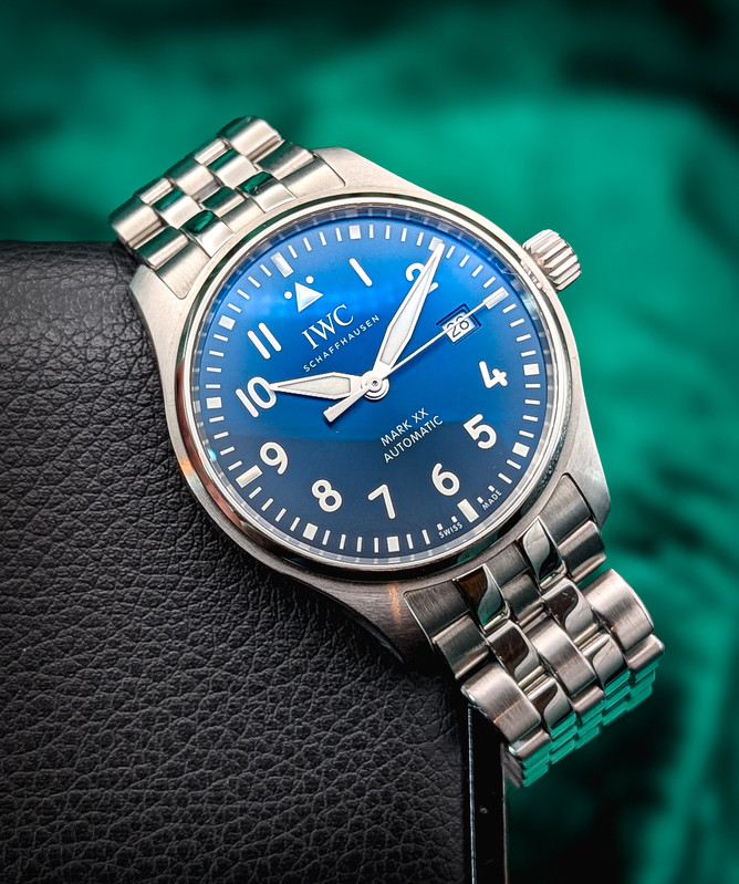 PXL 20260103 172419182 PORTRAIT ORIGINAL