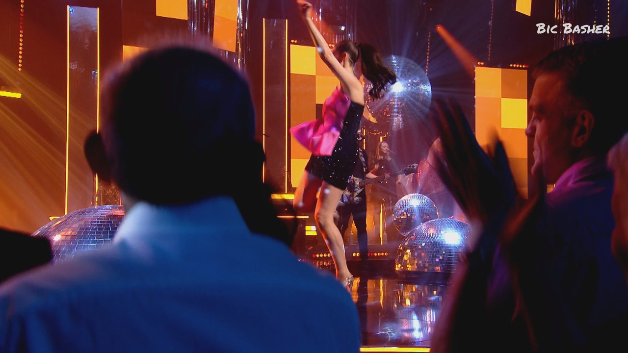 Sophie Ellis-Bextors New Years Eve Disco_20241231_23300000.ts_snapshot_04.11.824