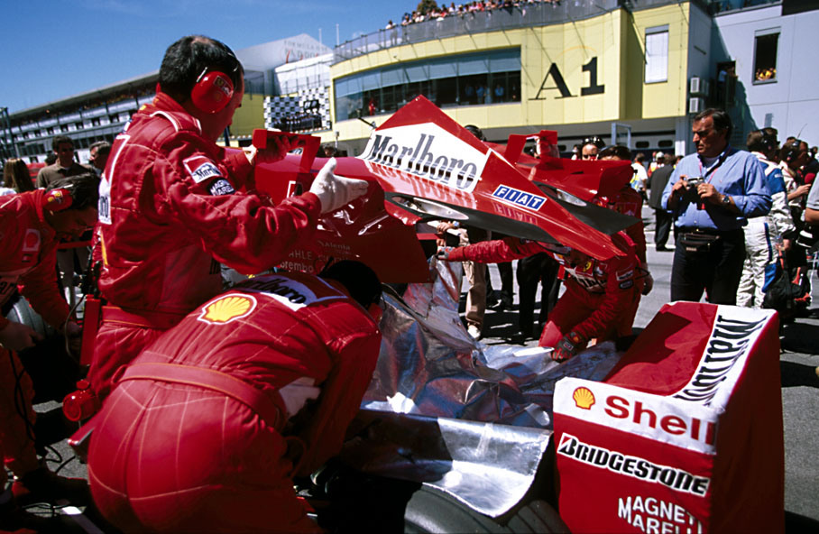TEMPORADA - Temporada 2001 de Fórmula 1 016-250