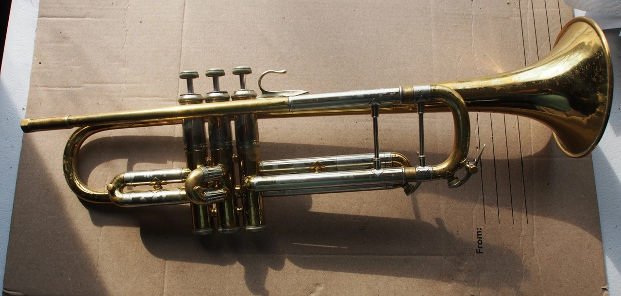 Bach Stradivarius Trumpet 1966 sn 38241 (5)
