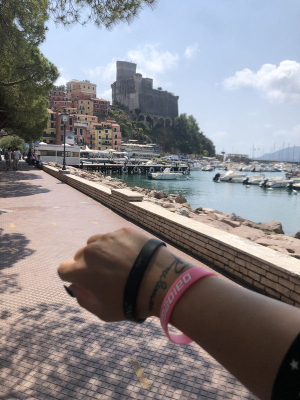 E00C16D7-7FDF-4B5D-B0AE-ADAB5B90B3C1