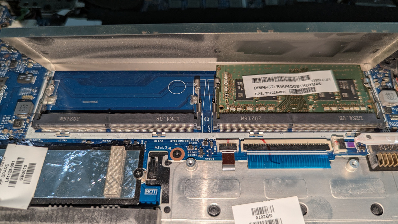 laptop RAM slots
