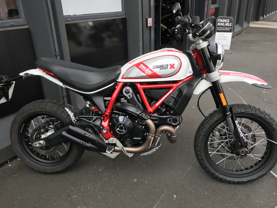 873E6000-36D7-4C10-9F28-BC51EB5F9E9A