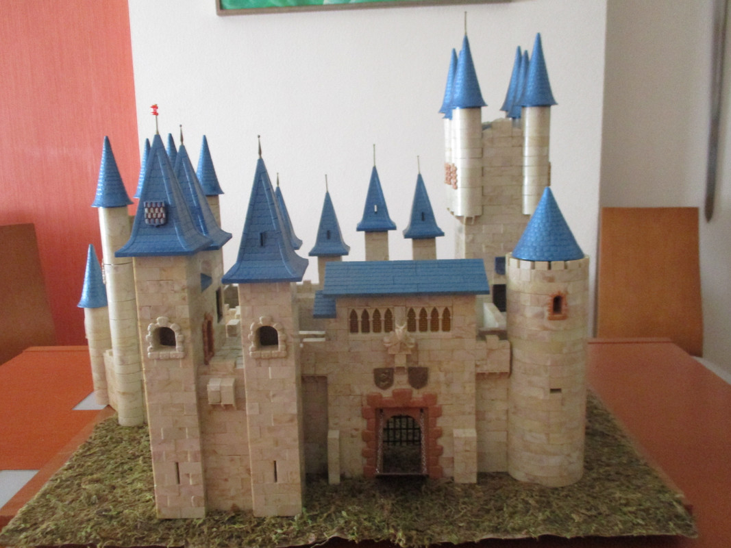 Fortaleza del Crepúsculo - Fachada frontal 01