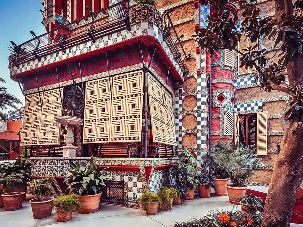 Casa-Vicens-Gaud-02