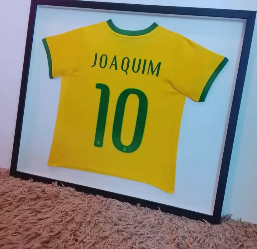 Camiseta de corrida emoldurada com design moderno