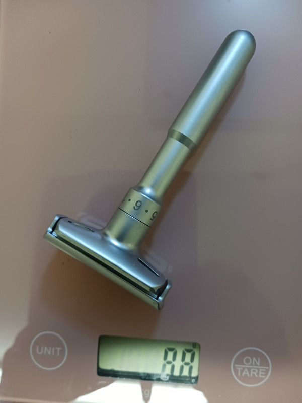 QSHAVE-ADJUSTABLE-RAZOR.jpg