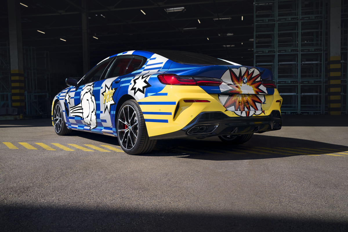 P90449964_highRes_the-8-x-jeff-koons-l