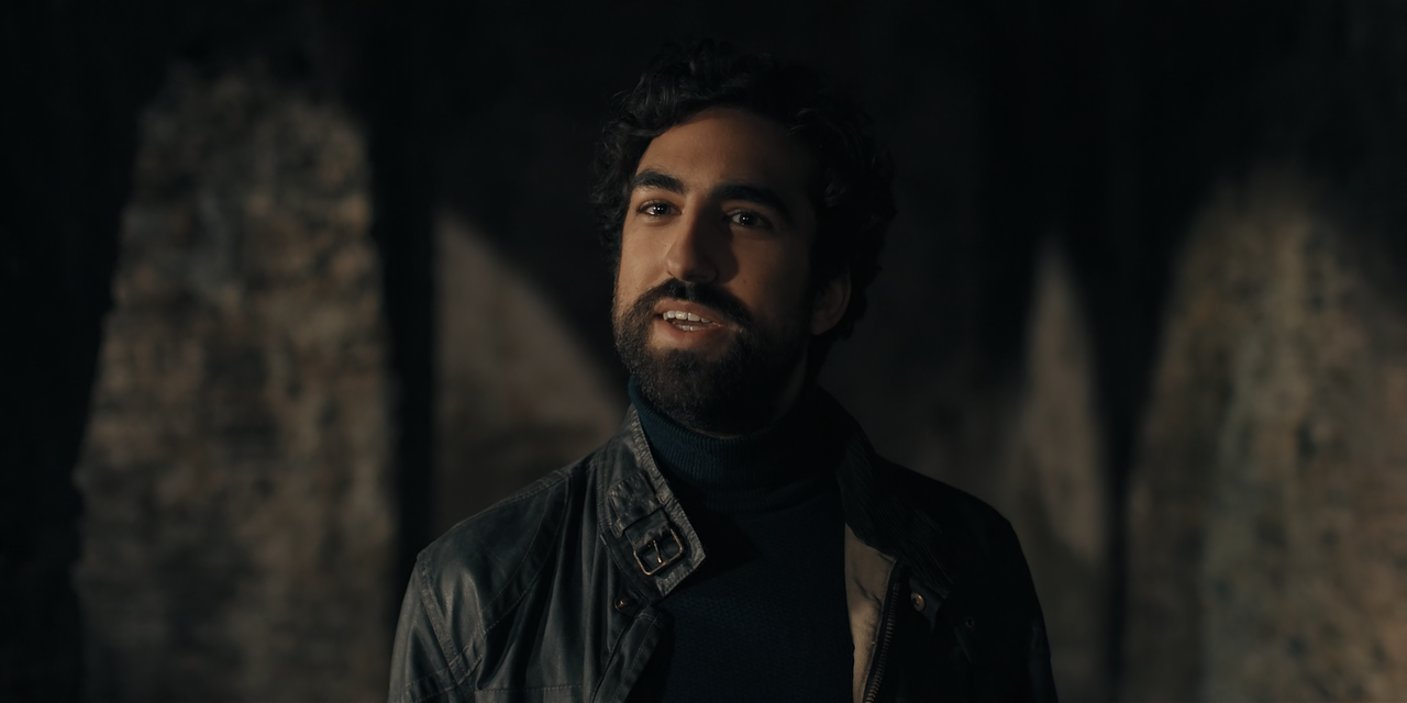 A.Discovery.of.Witches.S01E04.Episode.4.1080p.10bit.BluRay.AAC5.1.HEVC-Vyndros.mkv_snapshot_33.54_[2