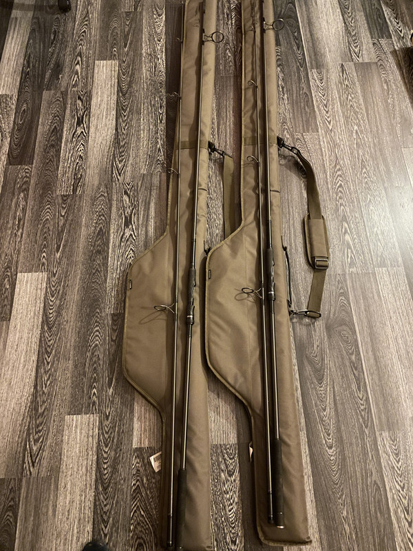 02C25B50-E1F5-4F0B-AC95-B52300A013AA