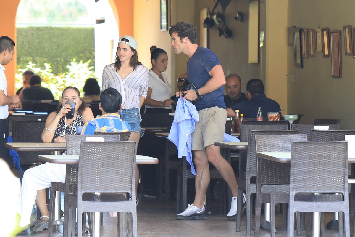 emmawatson-updates.com (19)