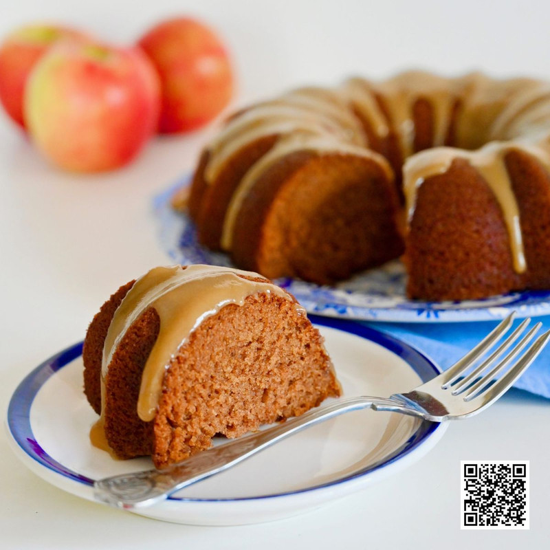 One Bowl Applesauce Spice Cake for Easy Baking