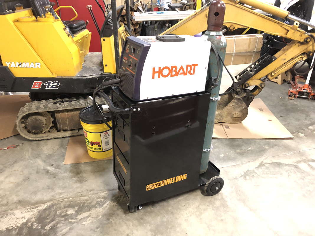 6C9E881C-3B72-4A5B-A195-F3F4F06D65B7