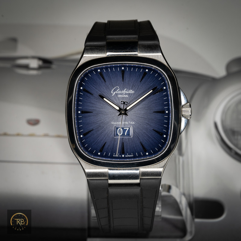 Glashutte Original Seventies Panorama Date - Image 2