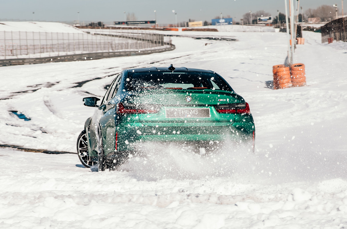 P90413170_highRes_the-all-new-bmw-m3-j