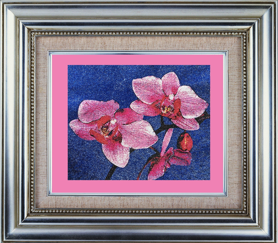 вышивка в рамке