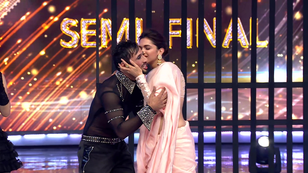 vlcsnap-2023-04-26-21h04m06s815