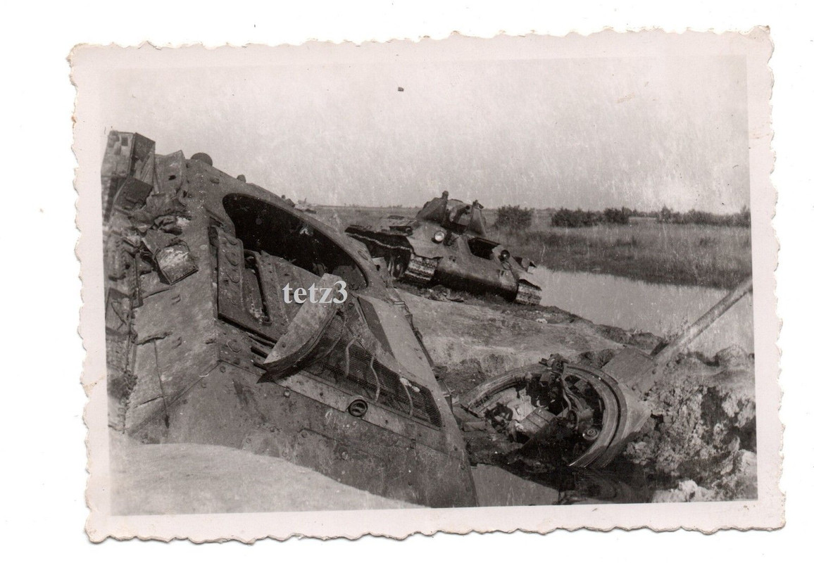 Ukraine Russland Luck Lubnie zerstörte gesprengte Panzer