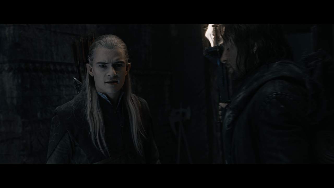 The Lord of the Rings- The Fellowship of the Ring (EXT.).mkv_snapshot_00.28.11_[2020.12.05_22.46.10]