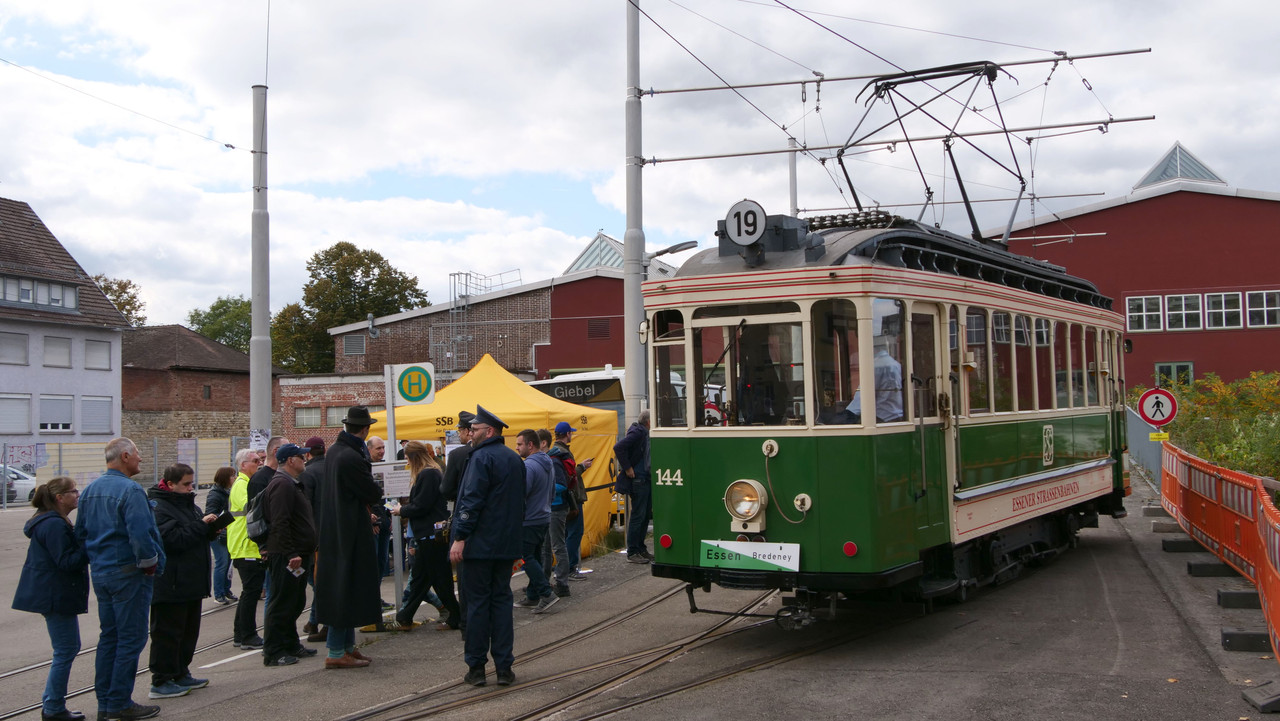 [Bild: 181025-133513-352b.jpg]
