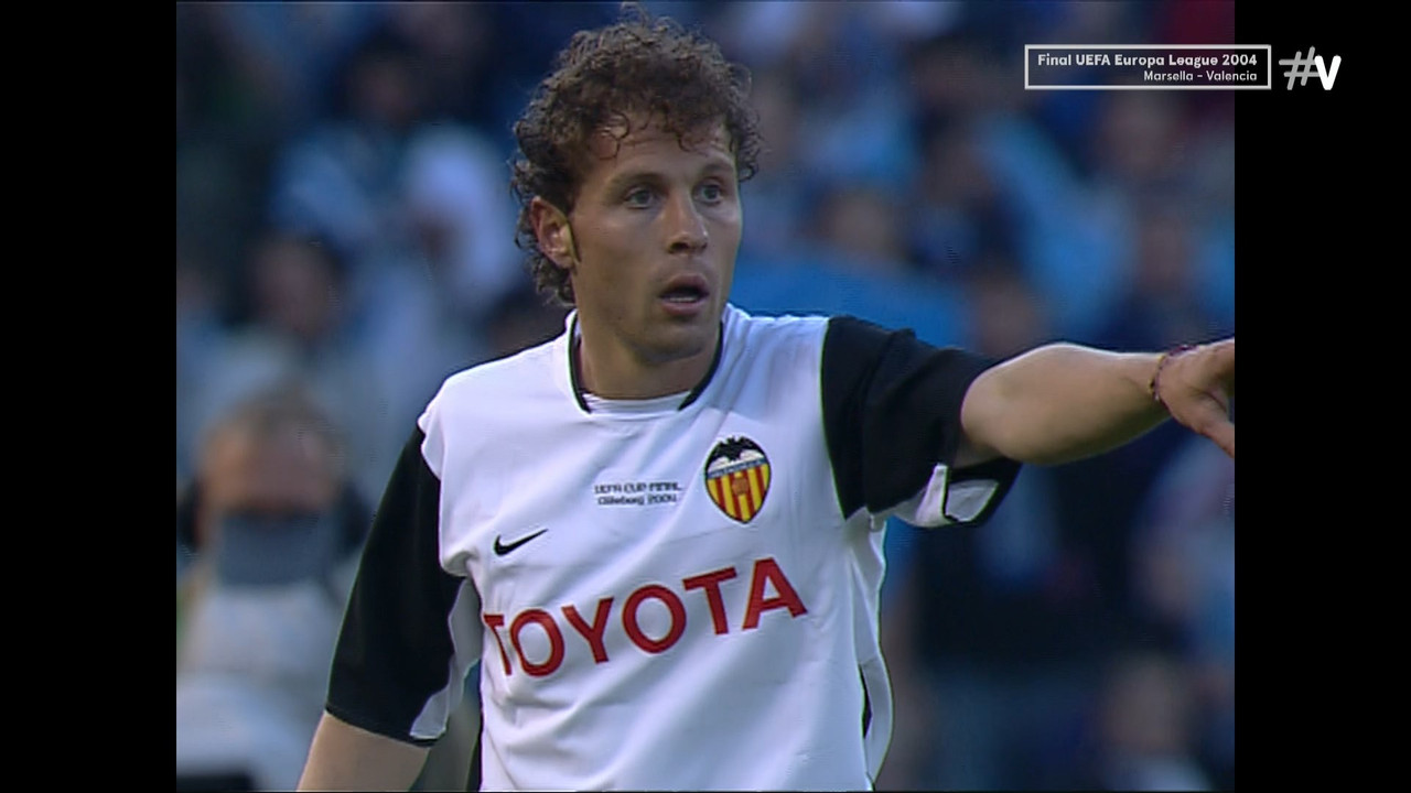 Copa de la UEFA 2003/2004 - Final - Valencia CF Vs. Olympique de Marsella (1080i) (Castellano) 4