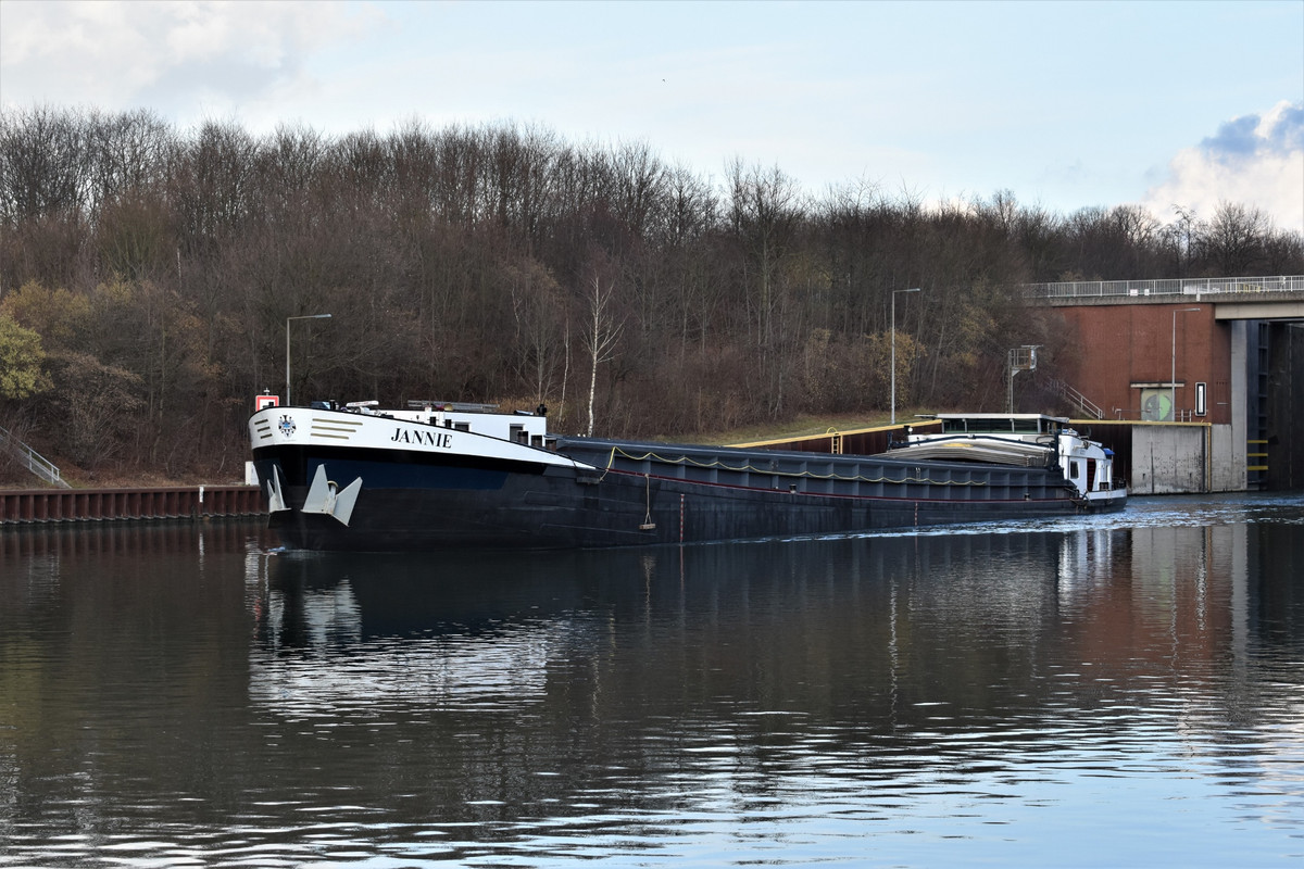 2022.01.17a3 Jannie (1940x1293)