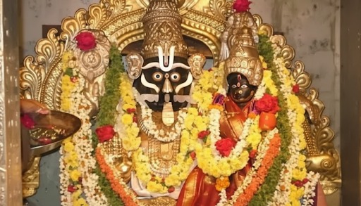 Sacred Laddu and Pulihora (Tamarind Rice) (Note: Devotees also traditionally prepare Sweet Pongal (Chakkara Pongali) as a personal offering at the temple premises.)