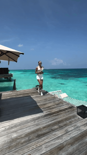 3443255316E09C4131F09E8FE940CFAC_video_dashinit_1