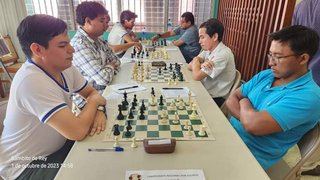 Jugando contra José Bazan