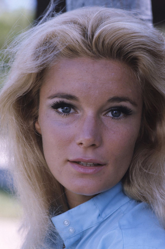 Yvette Mimieux d35