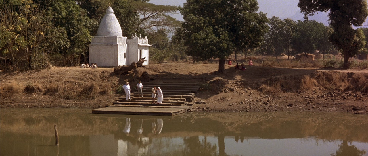 Gandhi 1982 25th Anniv (1080p x265 10bit Tigole).mkv_snapshot_01