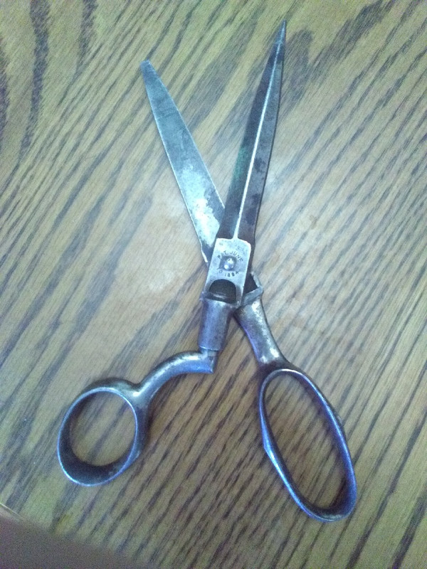 Reversible scissors 2