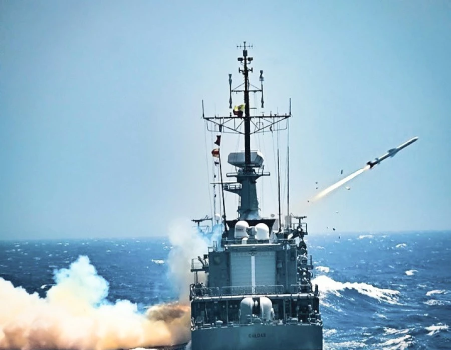 La Armada colombiana dispara su cuarto misil C-Star y prueba sus torpedos DM2A3