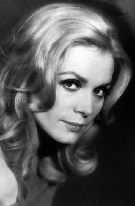 francoise_dorleac_za52